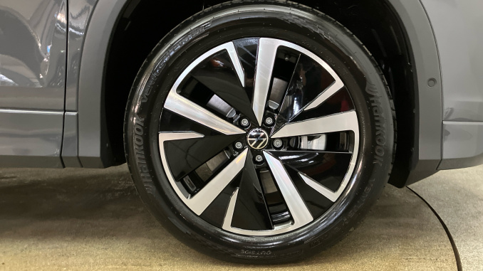 Volkswagen Tayron 1.5 eTSI Match 5dr DSG7 [7 Seat] [Area View] Petrol Estate - Image 5